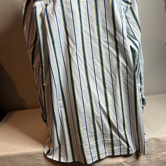 Lane Bryant Women’s Button-Up Shirt - Size 18/20 - Picture 4 of 6